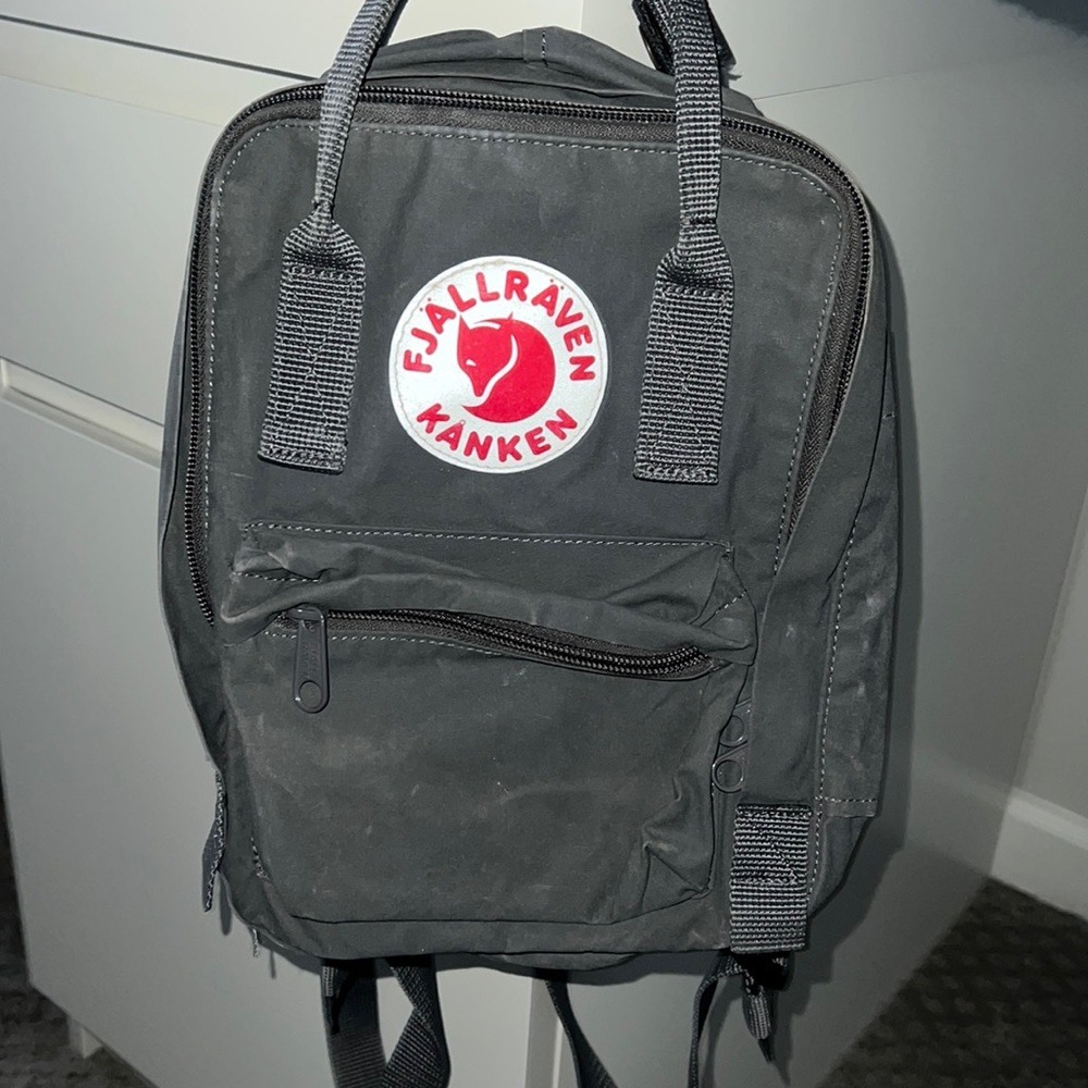 Fjallraven Kanken mini backpack